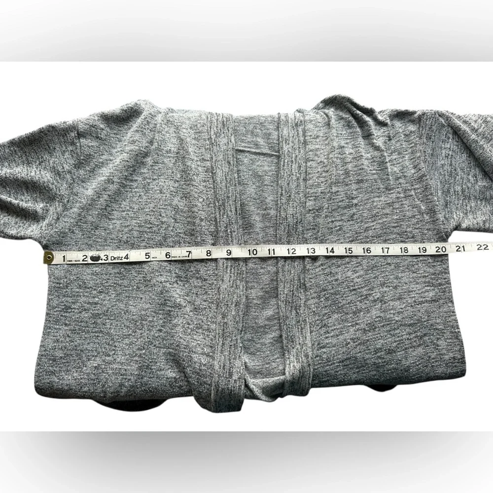 Xersion Women’s Gray Asymmetrical Open Cardigan
